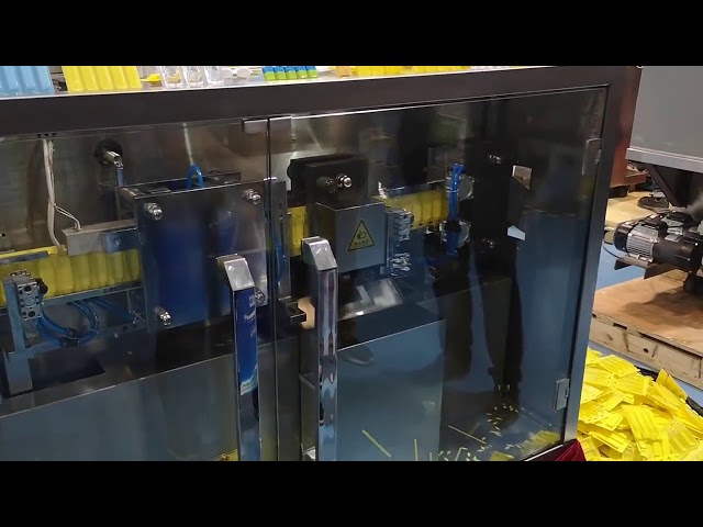 PVC PAPE R Màquina d'ompliment i segellat líquid oral Màquina d'embalatge de segell d'ompliment de plàstic d'ampolla de plàstic